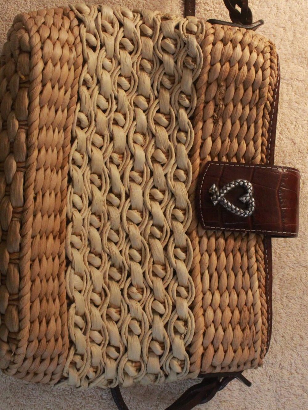 Title: Brighton Woven Straw Shoulder Bag with Heart Clasp